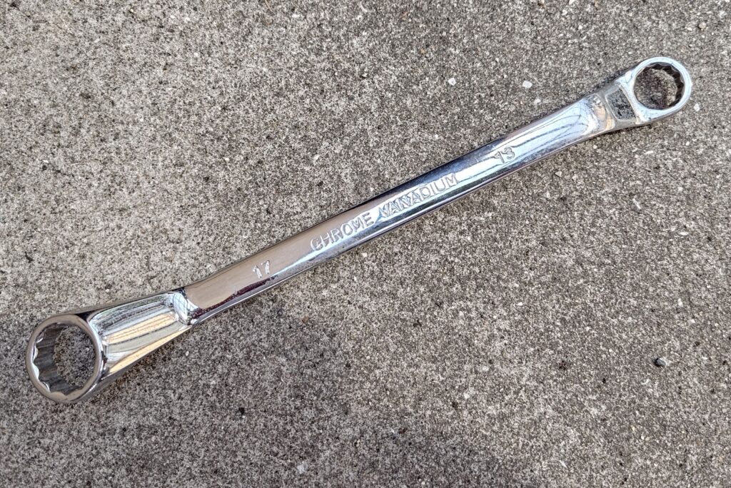 買ってきたレンチ