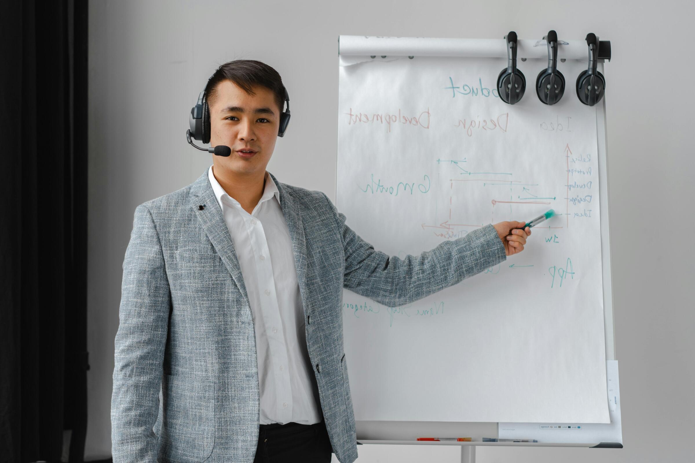 コンサルタント